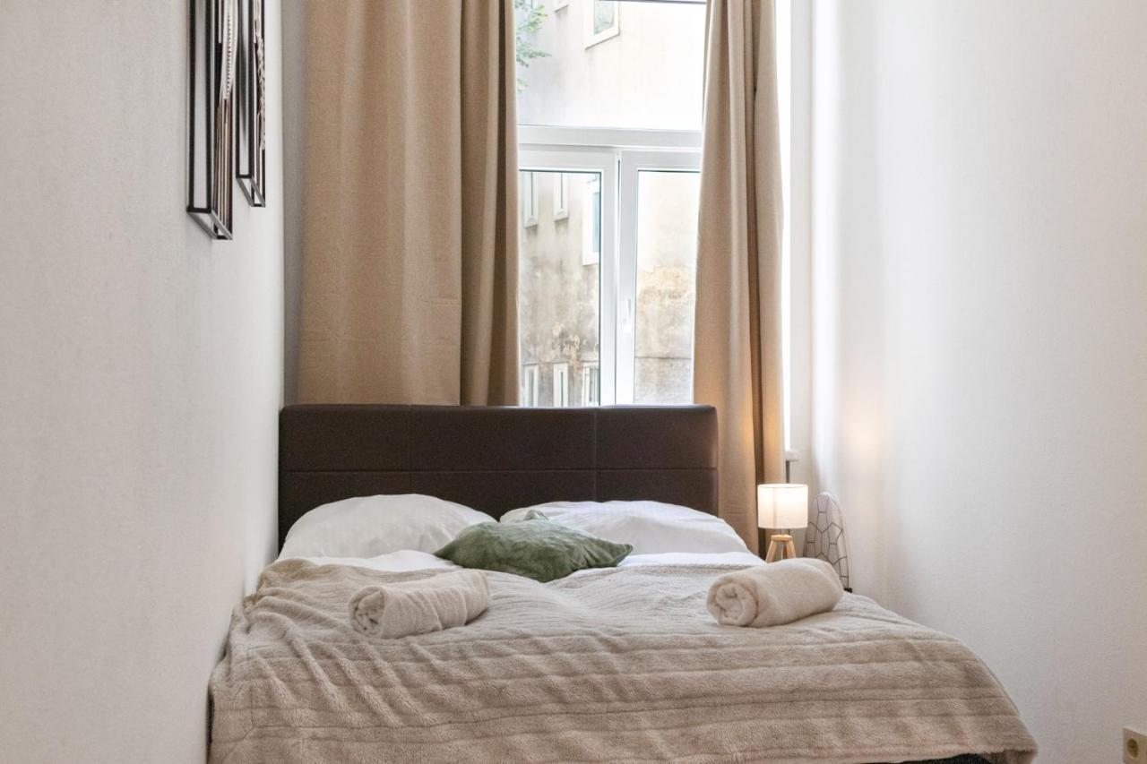 Welcoming 3Br Budget Apt. Well Connected 비엔나 외부 사진