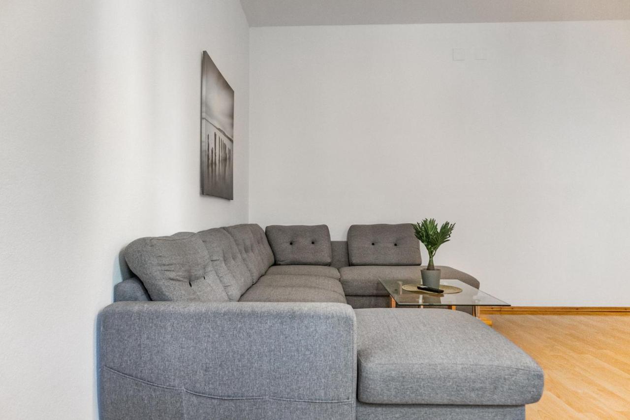 Welcoming 3Br Budget Apt. Well Connected 비엔나 외부 사진