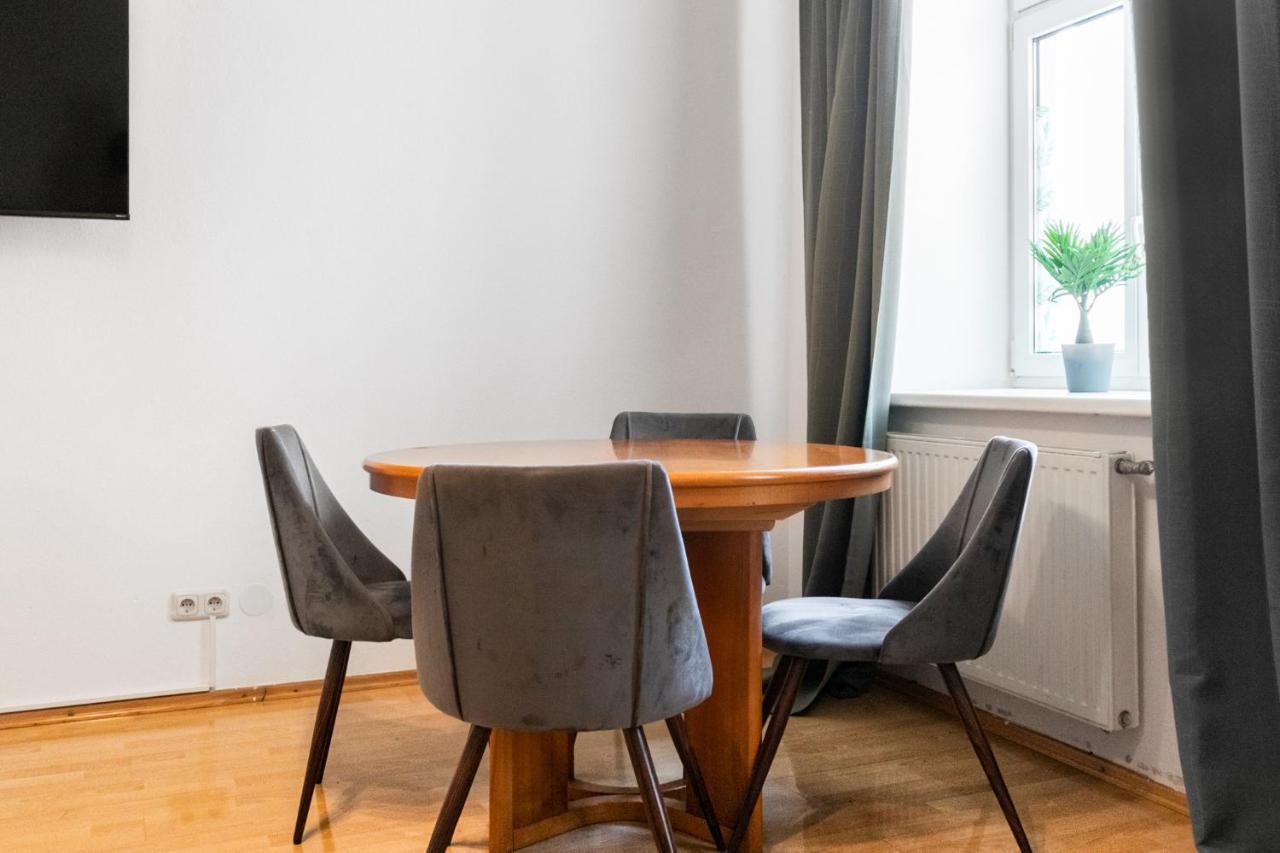 Welcoming 3Br Budget Apt. Well Connected 비엔나 외부 사진