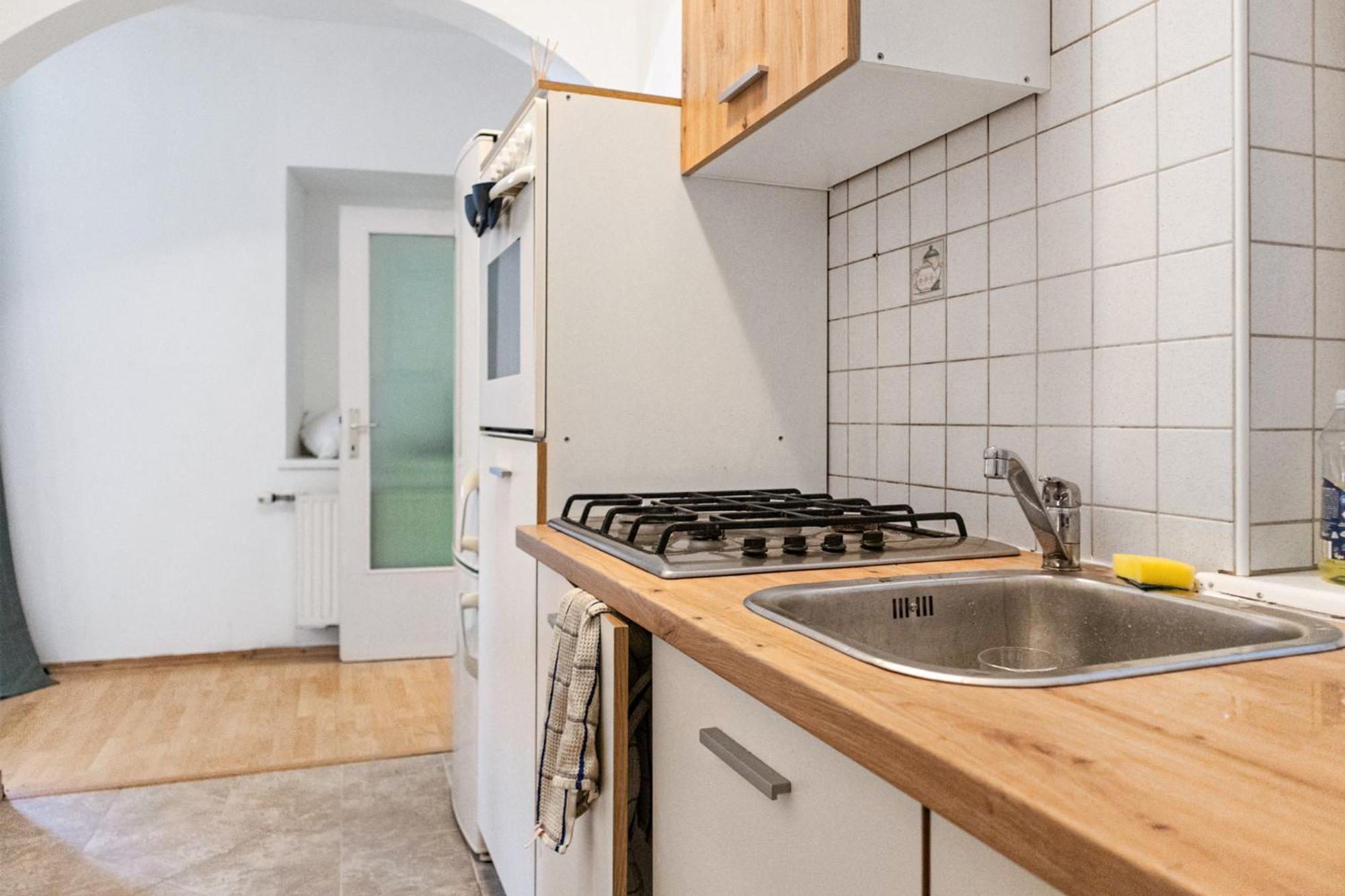 Welcoming 3Br Budget Apt. Well Connected 비엔나 외부 사진